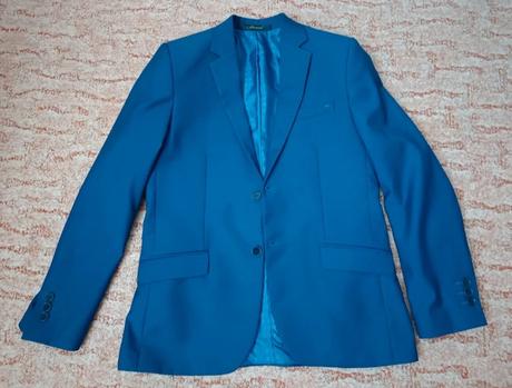 Oblek a košeľa na prijímanie, top stav, 152