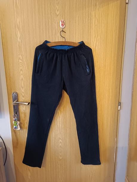 Športové tepláky (čierno-modré), s