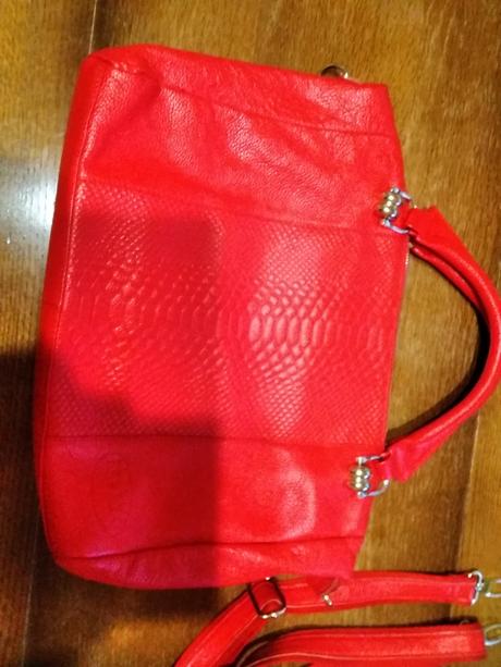 Päťdesiat odtieňov červenej,