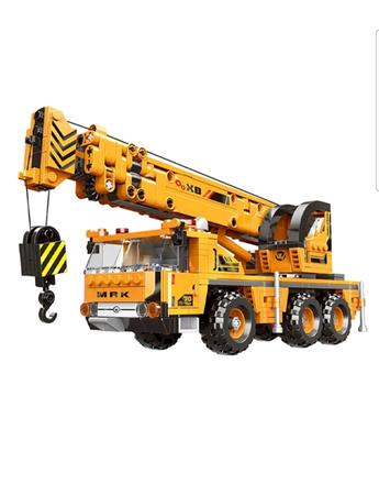 Stavebnica  žeriav 657 dielikov, 