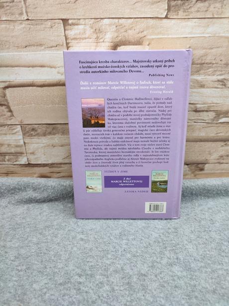 Dom na slatinách - marcia willett,