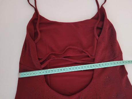 Spolocenske saty, 38