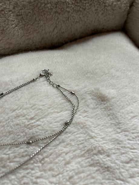 Dvojitý náhrdelník,