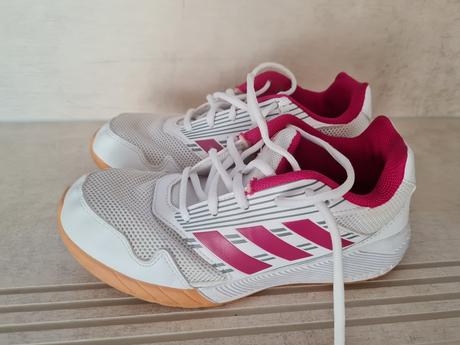 Tenisky adidas, adams,37