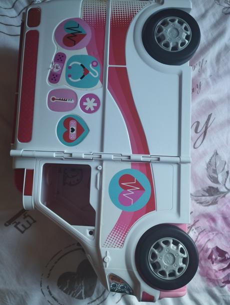 Barbie auto veterinarka, 