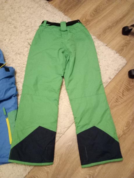 Komplet na lyžovanie, 164