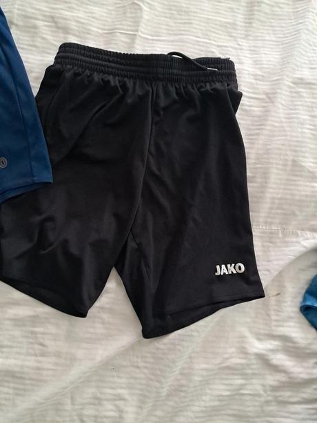 2x futbalove šortky č. 152 jako, 152