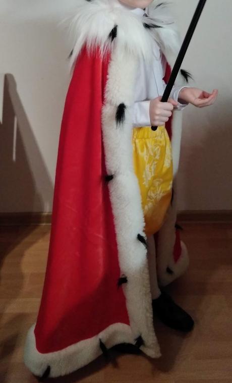 Kostým kráľ, 