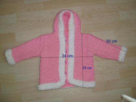 Nenosený ručne pletený sveter, 92