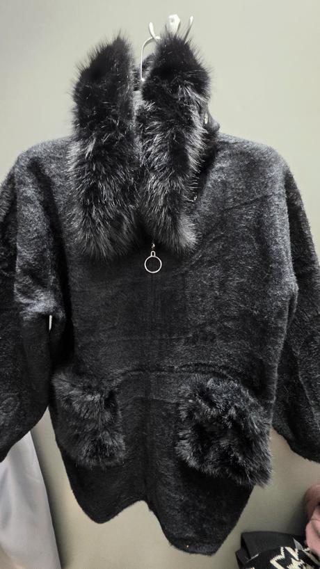 Alpaka uni velkosť, 