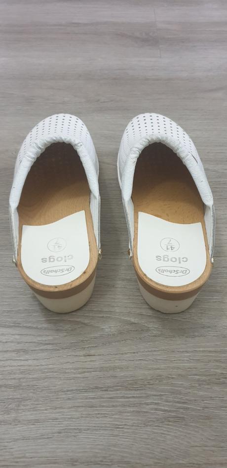 Zdravotnícke dreváky, 41