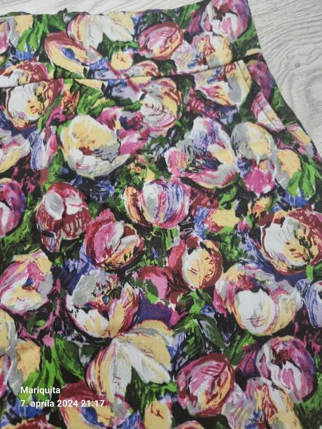 Kvetovana sukna zara, zara,m