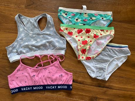 Spodné prádlo pre dievčatá, 146