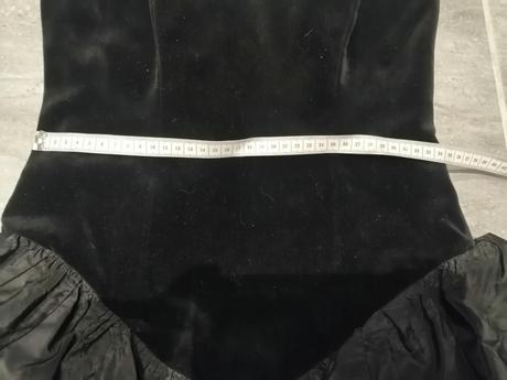 Štýlové lindex šaty zamat s taft volánmi v34, lindex,34