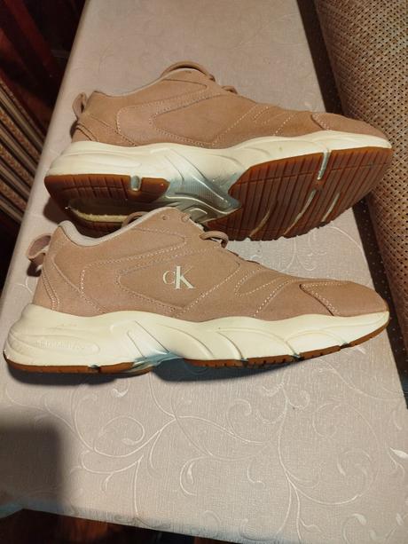 Calvin klein botasky, 37