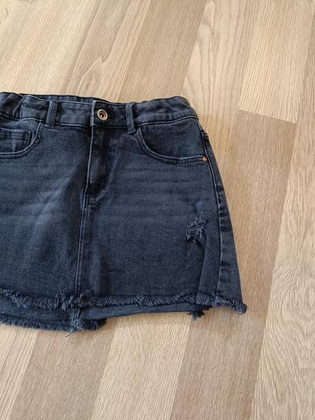 Čierna riflova sukňa, zara,128