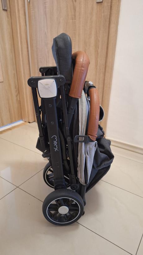 Odlahceny kocik, momi