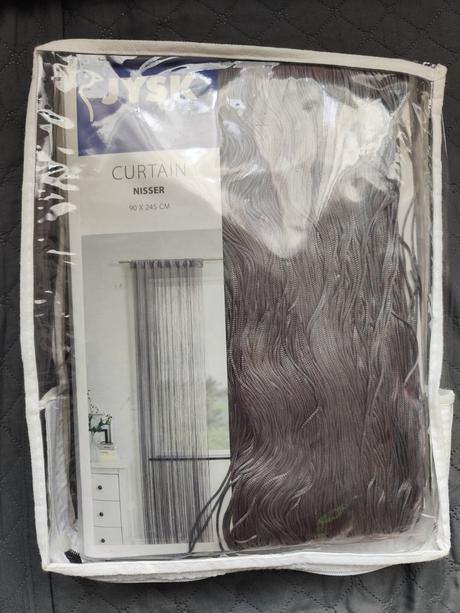 Závesy/záclony dizajnové zo striebornej priadze, 