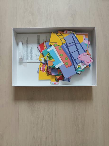 Veľké puzzle peppa pig s perom 3+, 