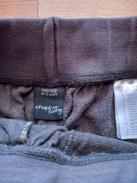 Kratasy 146/152, chapter young,146