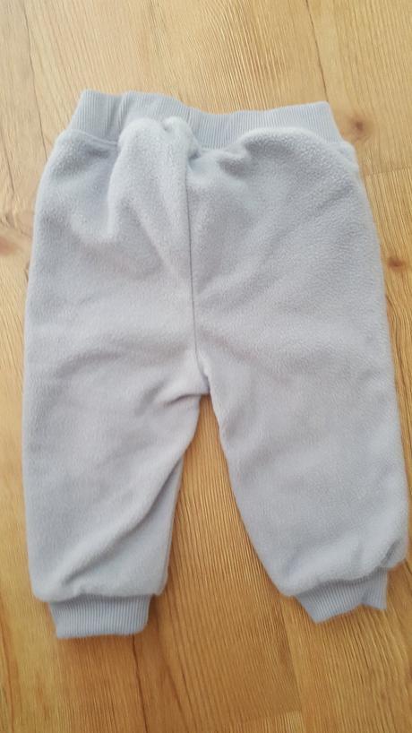 Sivé tepláčky, pepco,68