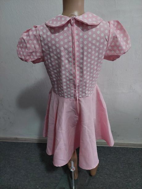 Čašníčka 50.roky 20.storočia veľ.122-140,