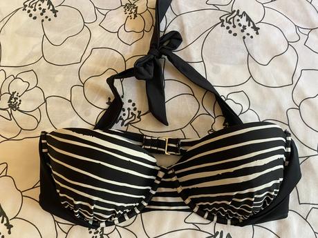 Vrchný diel plaviek v. 38/40, 38