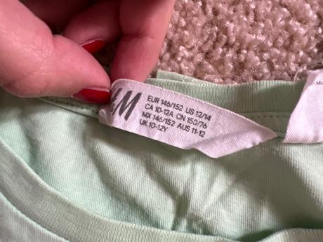 Billie eilish tricko kratky rukav, h&m,146
