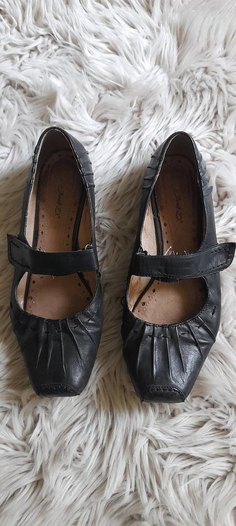 Kožené mokasiny, 38