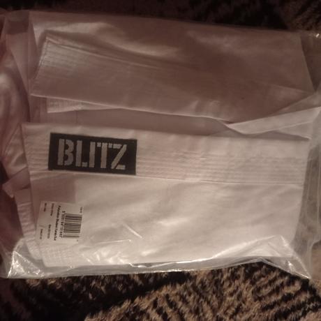 Kimono na karate, 116