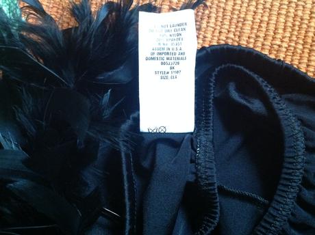 Suknicka s prirodnym perim, 152