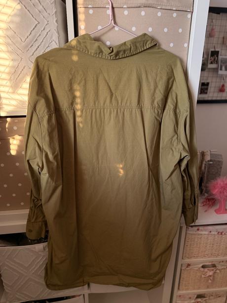 Dlha zelená košeľa bershka khaki army olivová, bershka,s