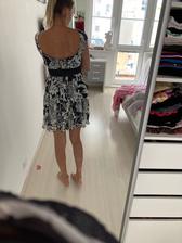 Ľahké letné saty, s