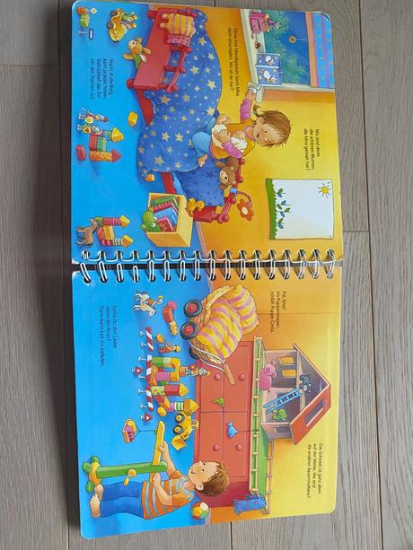 Kniha s magnetkami ravensburger,