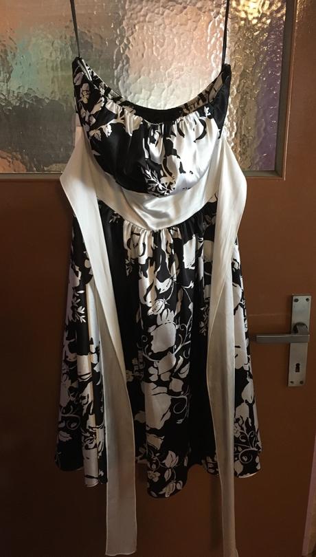 Spoločenské šaty, s