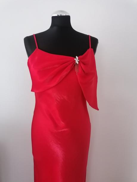 Spoločenské šaty m, m