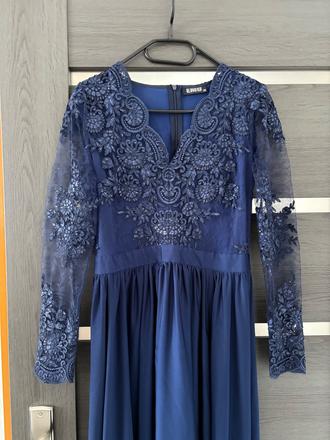 Tmavomodré spoločenské šaty, m