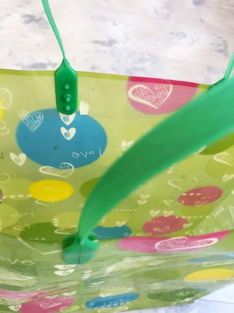 Plastové darč.tašky 2 ks, 