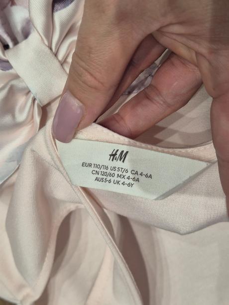 Nádherné šaty, h&m,116