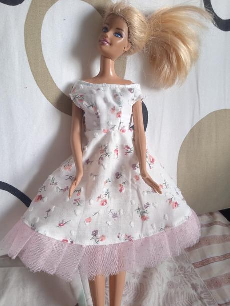 Šaty pre babiku barbie,