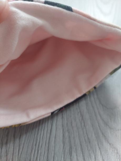 Čiapka kvety babako 68, 68