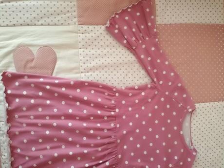 Dievčenské šatičky, 128