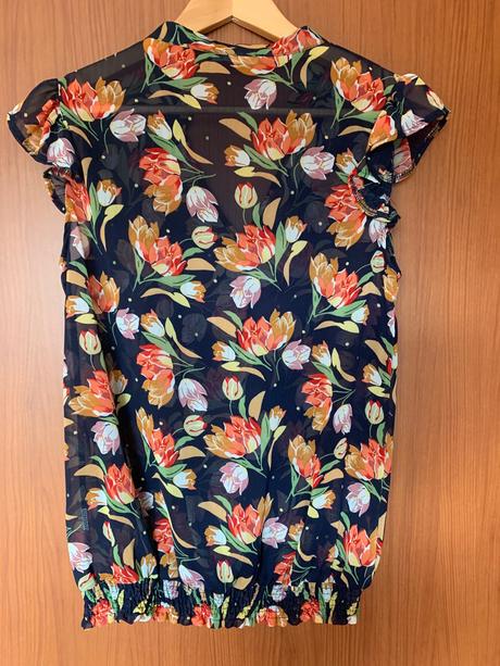 Kvetovaný priehľadný top, dorothy perkins,38