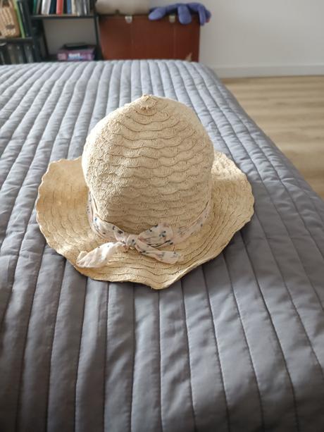 Slameny klobucik, h&m,86