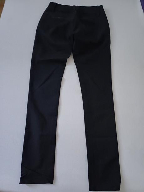 Čierne nohavice, dromedar,26