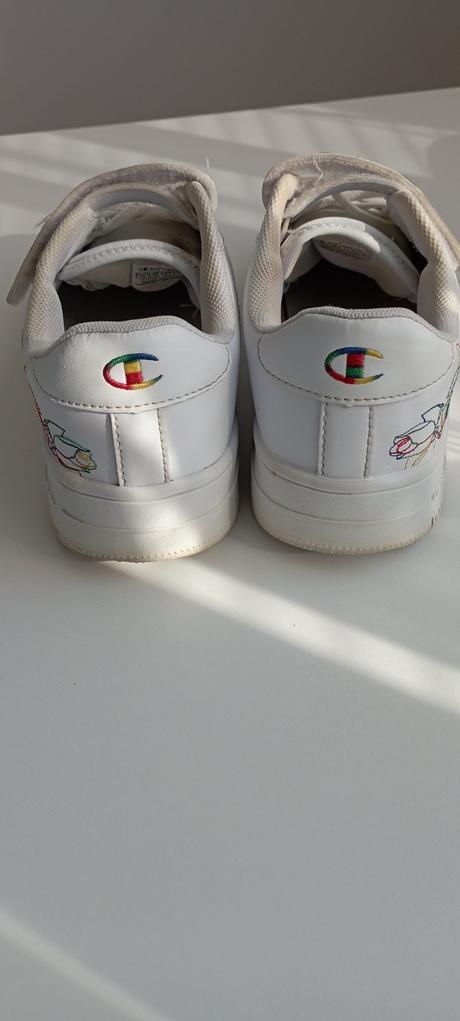 Tenisky, champion,35