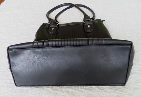 Čierna kabelka - väčšia,