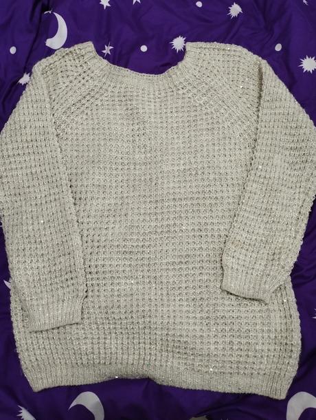 Sveter s trblietkami, 