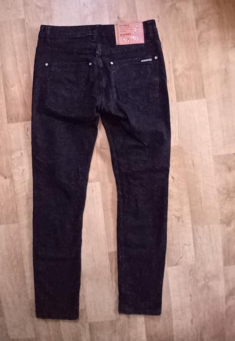 Pánske štýlové rifle ritter, 32