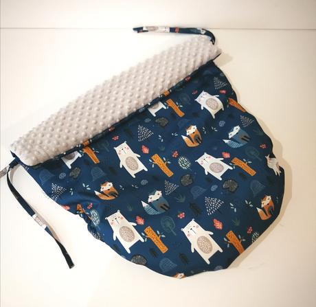 Nepadacia deka na kočík, 